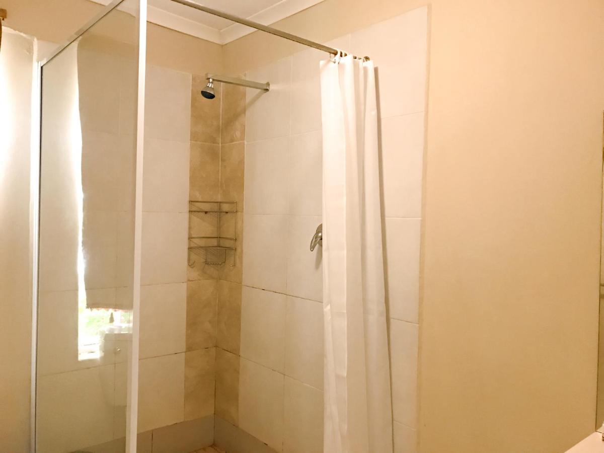 Milner Manor Hotel Grahamstown Bagian luar foto