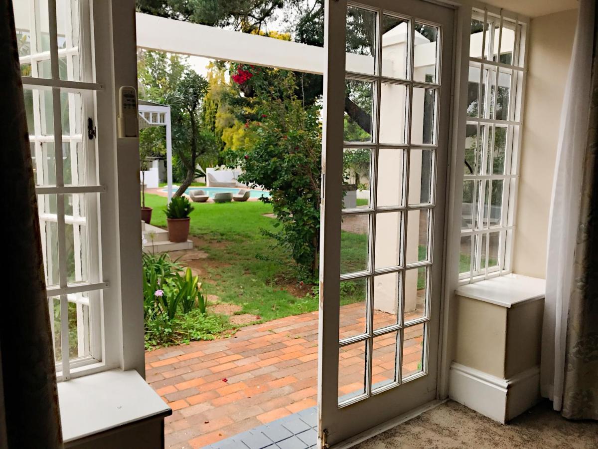 Milner Manor Hotel Grahamstown Bagian luar foto