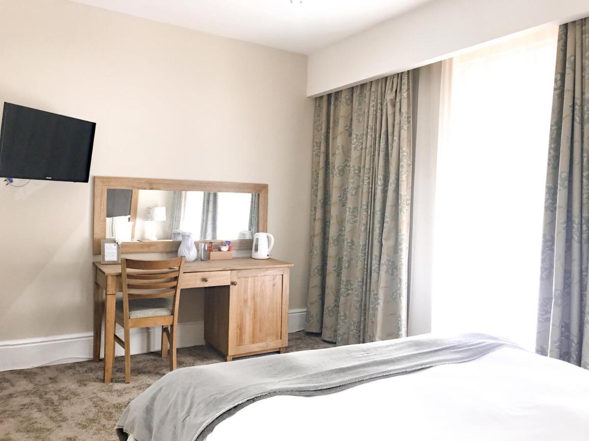 Milner Manor Hotel Grahamstown Bagian luar foto