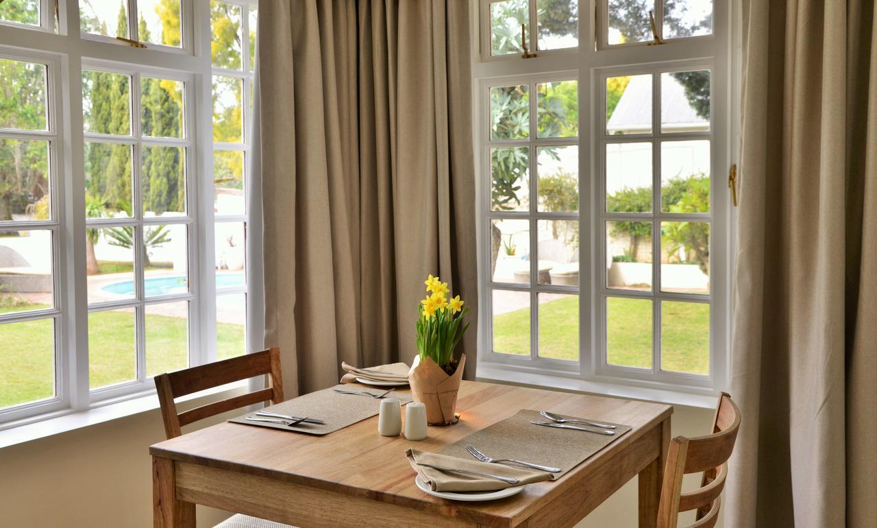 Milner Manor Hotel Grahamstown Bagian luar foto